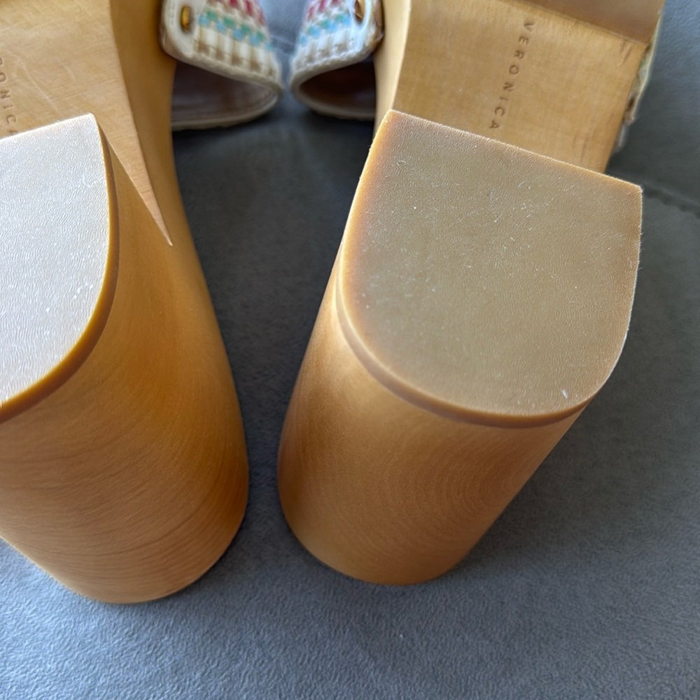 NWT, Veronica Beard woven sandals with wooden heel - Picture 7 of 12